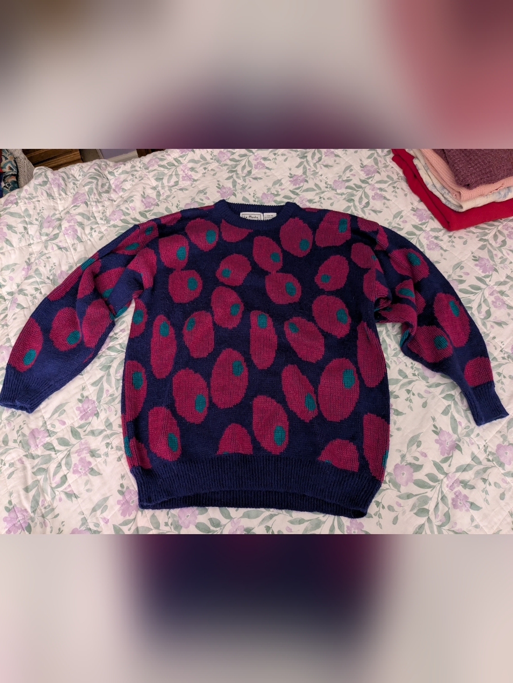 Le Moda Virgin Acrylic And Wool Blend Purple, Pink, And Blue Olive Knit Sweater